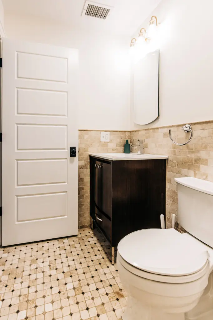 921ab900 f5a0 484f 87fa 1a250cbae7dd