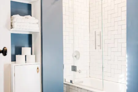 b8401c12 3faa 4392 a3ab 929fba0e9487